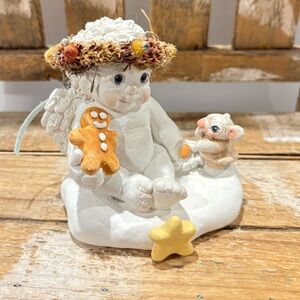 Dreamsicles 1994 “Sweet Ginger Bread” Vintage Angel Figurine